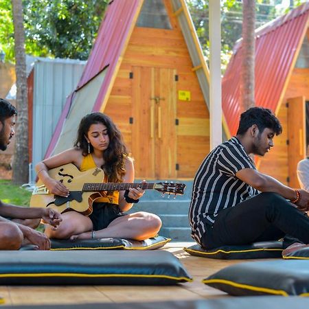 The Hosteller Goa, Анжуна Екстер'єр фото